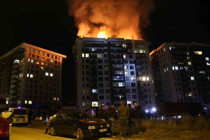 66 dairelik blokta yangın çıkaran kapıcı serbest bırakıldı