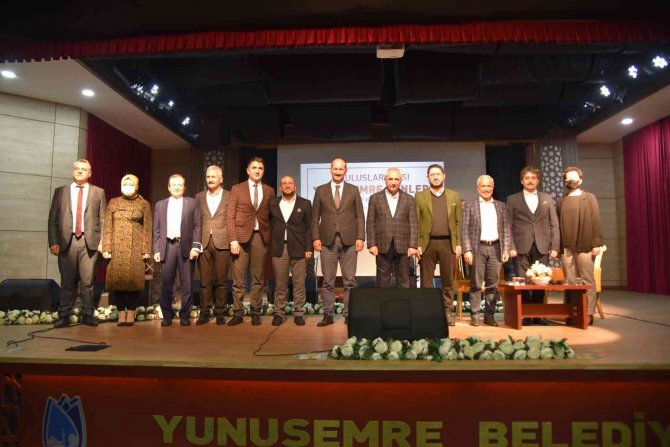 Nurullah Genç ve Altunağa Manisalılar ile buluştu