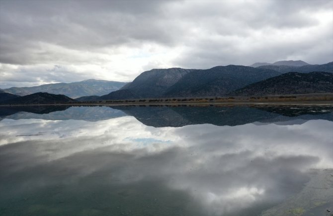 Konya Kapalı Havzası'ndaki göller onlarca metre çekildi