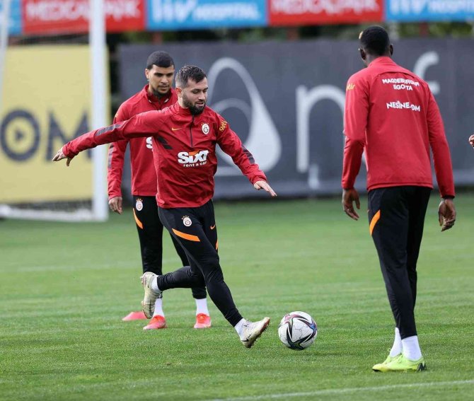 Galatasaray’ın Yeni Malatyaspor maçı kamp kadrosu açıklandı