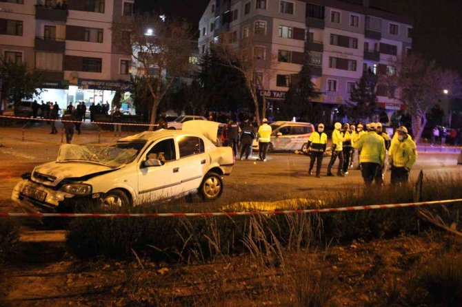 Konya'da İki gencin öldüğü kazanın güvenlik kamerası görüntüsü ortaya çıktı!