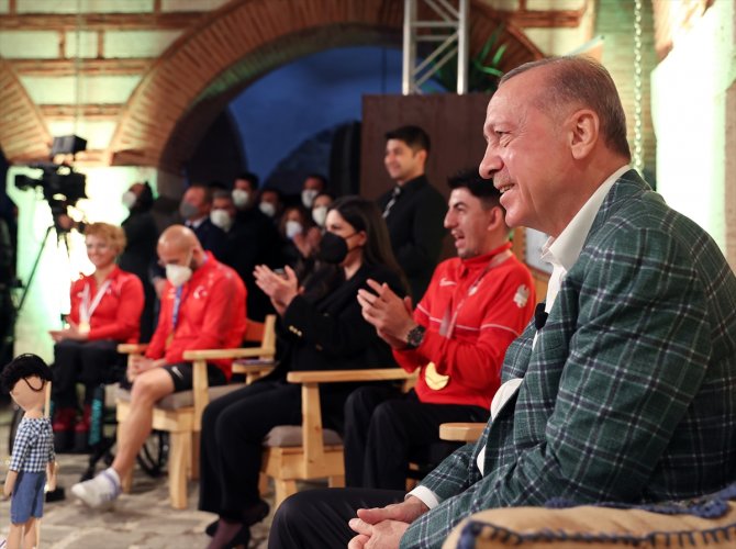 Cumhurbaşkanı Erdoğan: 62 bin 337 engelli ataması yaparak rekor üstüne rekor kırdık