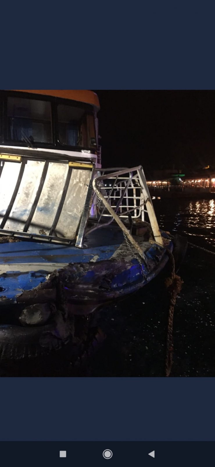 Anadolukavağı önlerinde kargo gemisi ile gezi teknesi çarpıştı: 2 hafif yaralı 