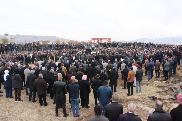 Öldürülen AK Parti Cizre eski ilçe başkanının kardeşi toprağa verildi