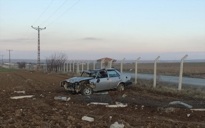 Konya'da otomobil kontrolden çıktı, sürücüsü ağır yaralandı