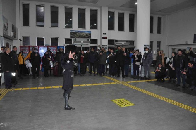 Turistik Doğu Ekspresi son durağı Kars’ta