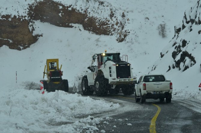 Malatya’da kar mesaisi