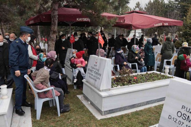 El Bab şehitleri mezarları başında anıldı