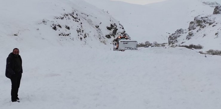 Kar nedeniyle 583 yerleşim yerinin yolu ulaşıma kapandı