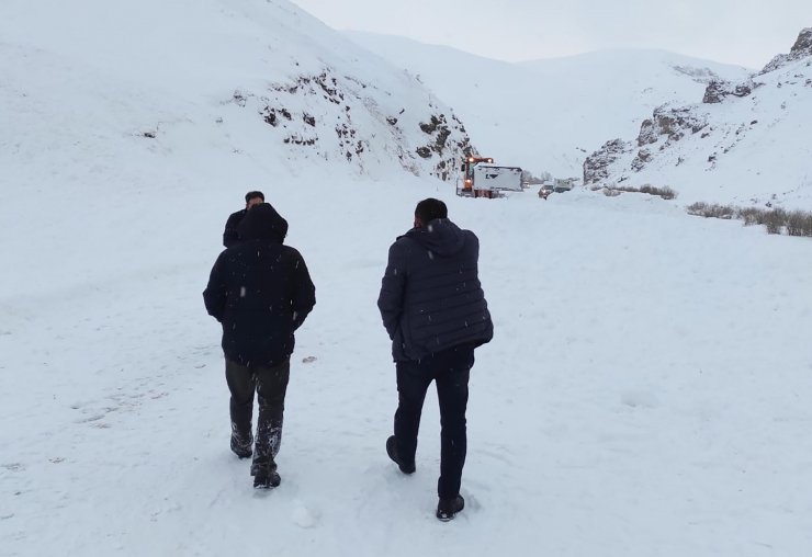 Kar nedeniyle 583 yerleşim yerinin yolu ulaşıma kapandı