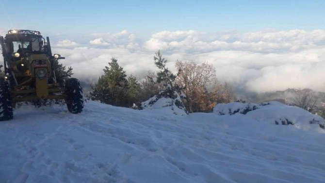 Kardan kapanan yayla yolları ulaşıma açıldı