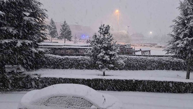 Safranbolu’da eğitime kar engeli