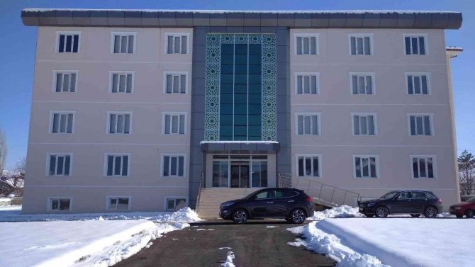 Hayırseverler Konya'da Yatılı Hafızlık Kur’an kursu yaptırdı