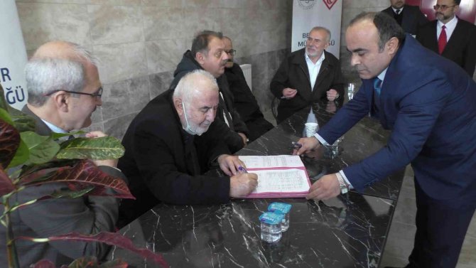 Hayırseverler Konya'da Yatılı Hafızlık Kur’an kursu yaptırdı