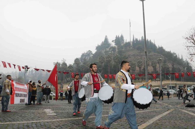 Cumhurbaşkanı Erdoğan’a davul zurnalı destek