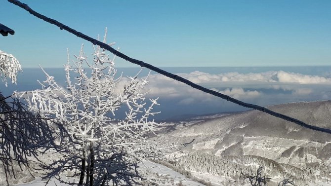 Kar kalınlığı 50 santime ulaştı, ortaya seyrine doyumsuz manzaralar çıktı