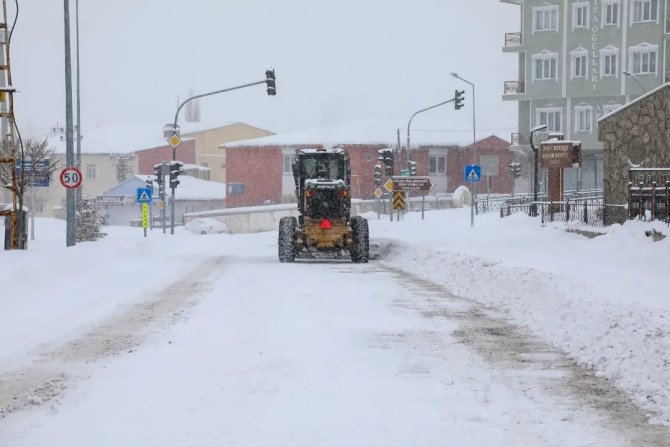 Başkale’de kartpostallık görüntüler