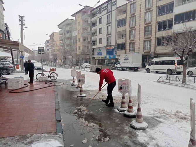 Iğdır’da 44 köy yolu ulaşıma kapandı