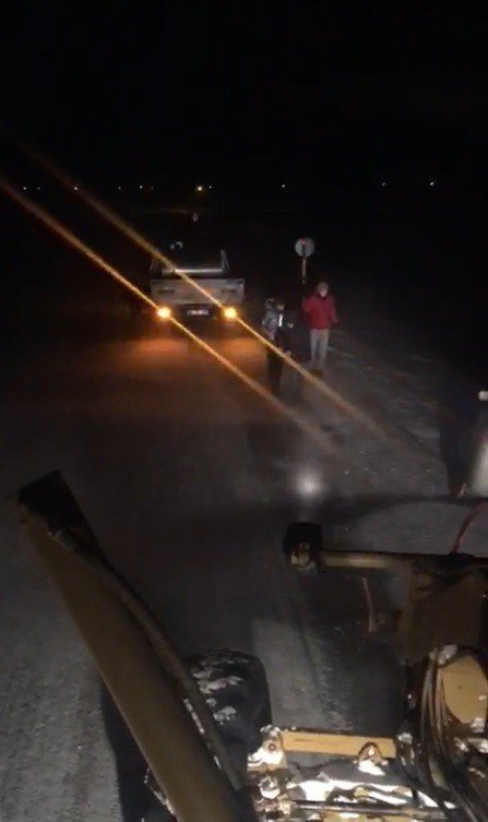 Kars’ta yolda kalan araçlar kurtarıldı