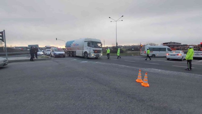 Kar, Avrupa’dan İstanbul’a gelen damarları kesti