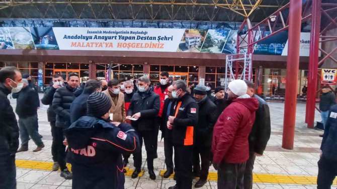 Malatya’da binden fazla kişi yurtlara yerleştirildi