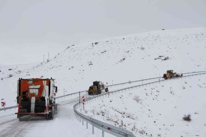 Talas’ta kış çalışmalarına aralıksız devam