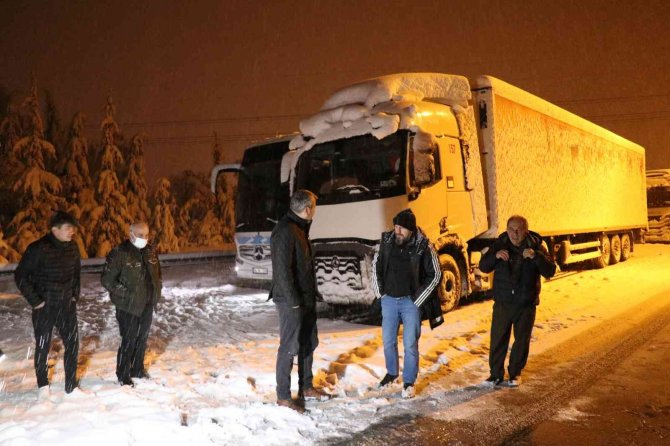 TEM’de trafik Bolu Tüneli’nden Düzce’ye ulaştı