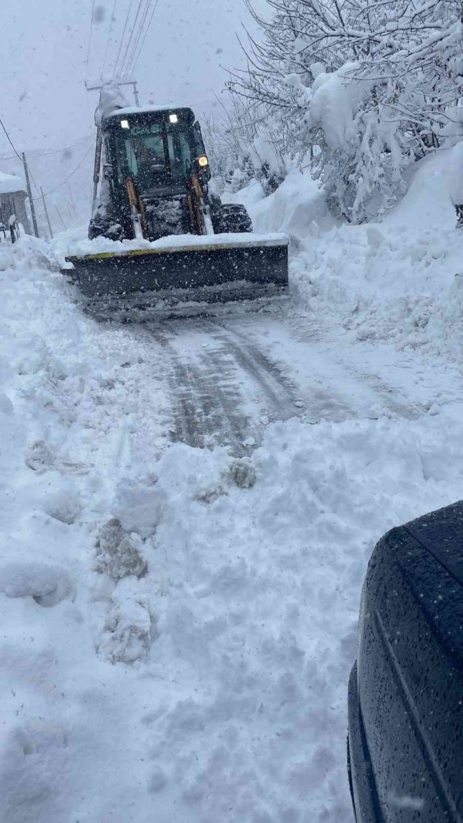 Zonguldak’ta 248 köy yolu ulaşıma kapalı