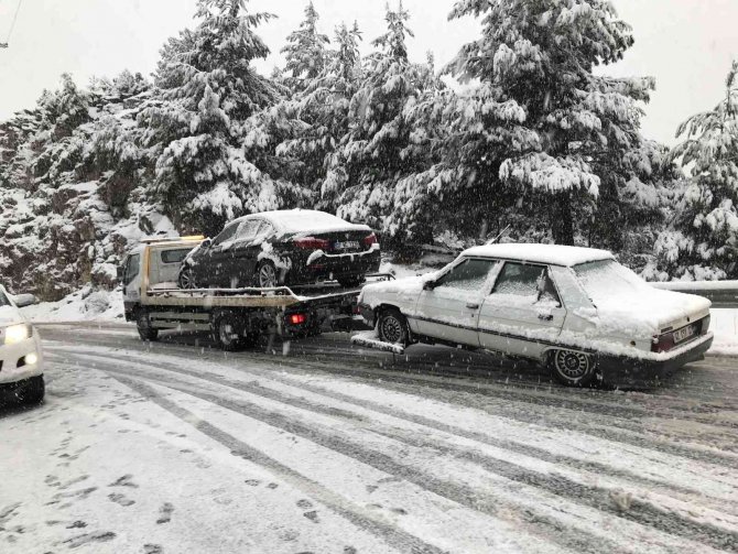 Antalya-Konya karayolunda ağır tonajlı araçların geçişine izin verilmiyor