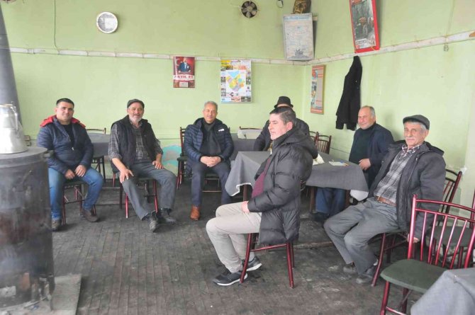 Akşehir’de kar temizliği çalışmaları 7/24 devam ediyor
