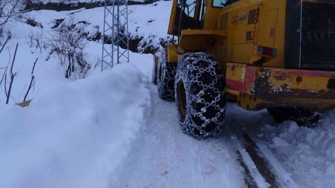 Batman’da kar kalınlığı 2 metreyi geçti