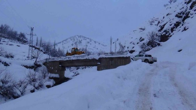 Batman’da kar kalınlığı 2 metreyi geçti