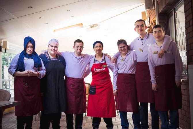 Özel bireyler Gökkuşağı Kafe ile çok mutlu