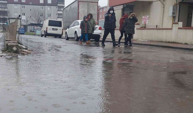 Tekirdağ’da sağanak yağış