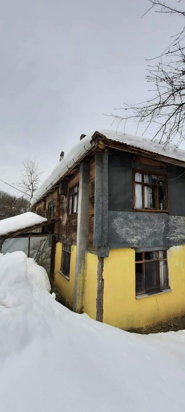 Video çekip yardım isteyen aileye yetkililer ulaştı