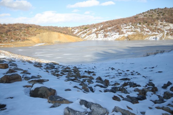 Beyşehir'de kar yağışıyla Karadiken Göleti'nin su seviyesi yükseldi