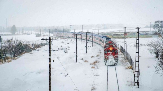 Erzincan’da kartpostallık kış fotoğrafları