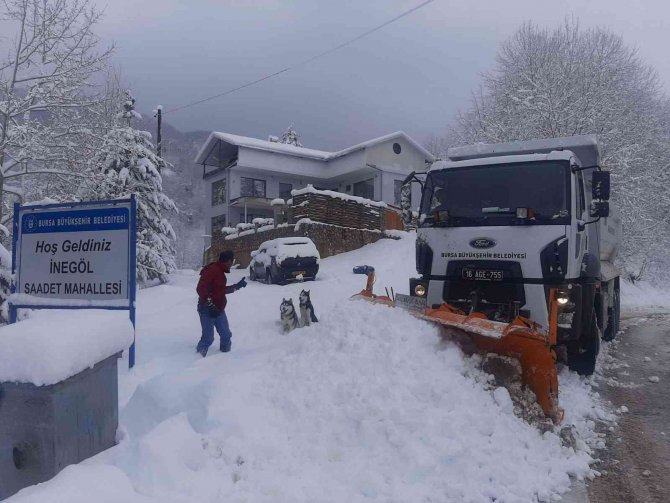 Bursa’da 246 mahalle yolu ulaşıma açıldı