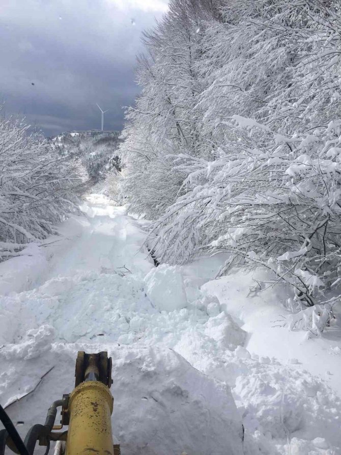 Bursa’da 246 mahalle yolu ulaşıma açıldı