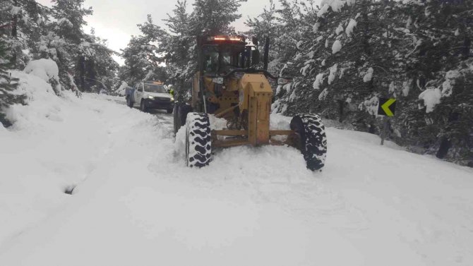 Bursa’da 246 mahalle yolu ulaşıma açıldı