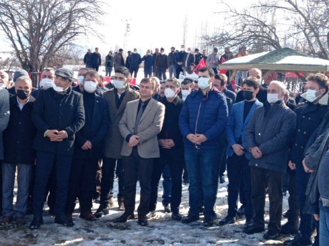 Ermeniler tarafından şehit edilen 71 askerimiz anıldı