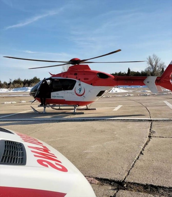 Konya'da ambulans helikopter aort damarı yırtılan hasta için havalandı