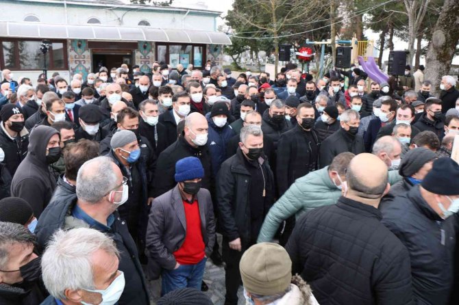 Bakan Soylu’nun dayısı toprağa verildi