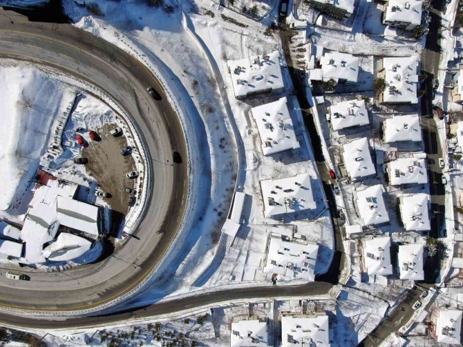 Erciyes’te eşsiz kış güzelliği