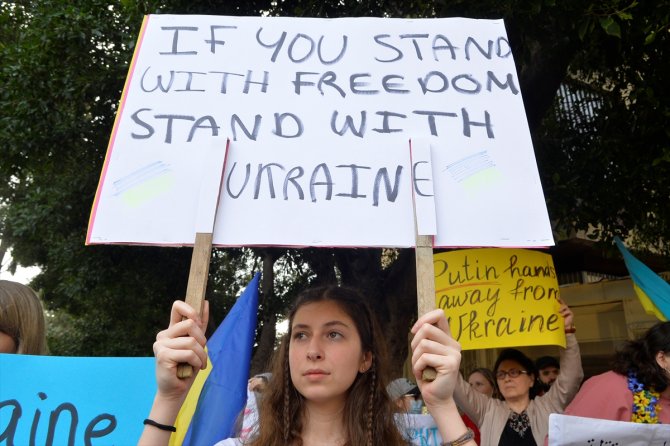 Lübnan'daki Ukraynalılar gösteri yaptı