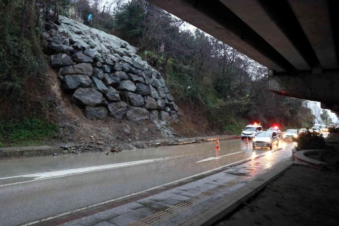 Samsun’da heyelan paniği