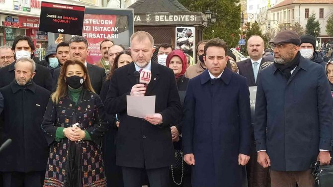 Başkan Sebahattin Ceyhun: "Bin yıl sürmedi, bin yıl geçse de unutulmayacak"