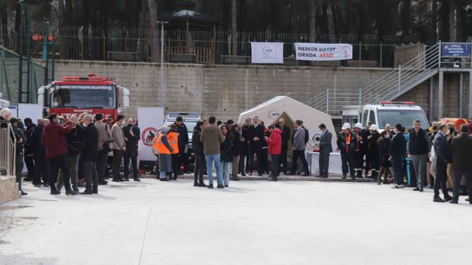 Denizli’de 793 okulda eş zamanlı deprem tatbikatı