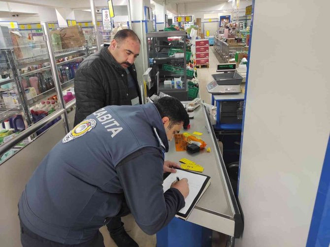 Yağ stokçularına yasal işlem yapıldı