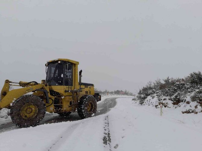 122 mahalle yolu ulaşıma açıldı